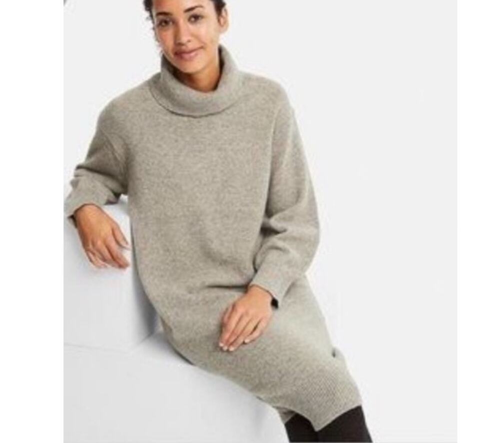 UNIGLO sweater dress with large turtleneck in gray size small